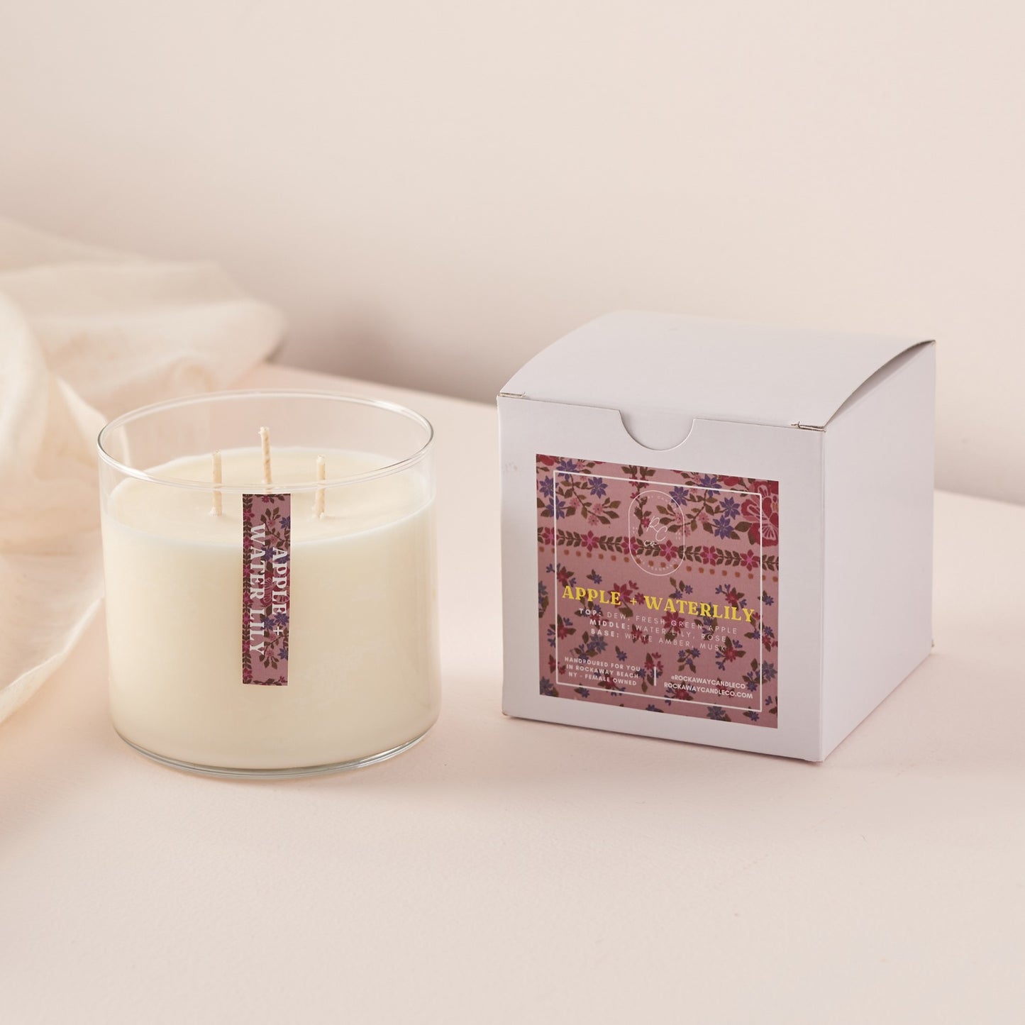 Apple + Waterlily 16oz Candle image 0